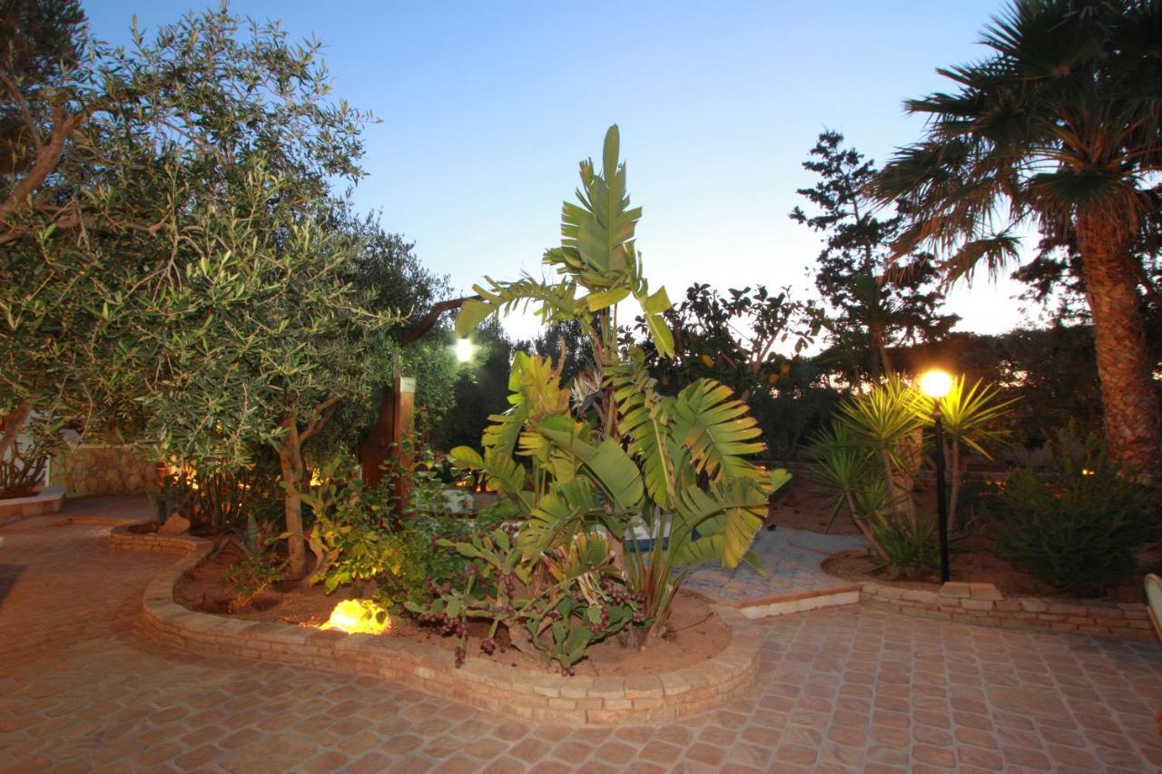 Agriturismo Resort Costa House Lampedusa Luaran gambar